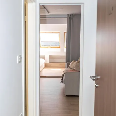 Apartman Lucka, *